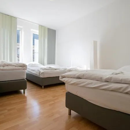 Tolstov Convenient 4 Apartmán *
